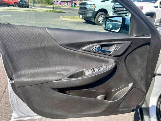 2022 Chevrolet Malibu FWD LT