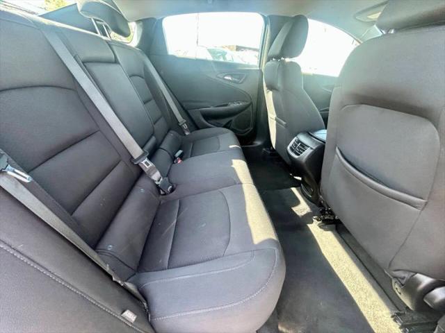 2022 Chevrolet Malibu FWD LT