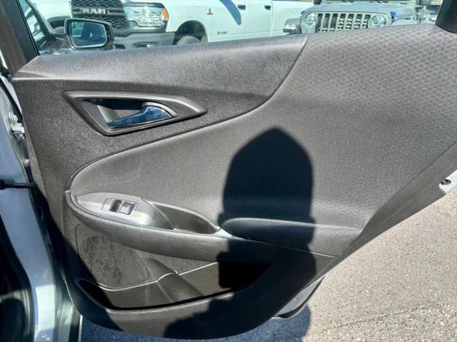 2022 Chevrolet Malibu FWD LT