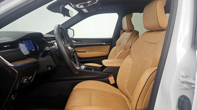 2022 Jeep Grand Cherokee Summit 4x4