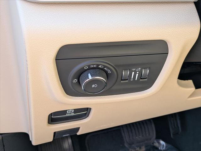 2026 Jeep Grand Cherokee Limited 4x2