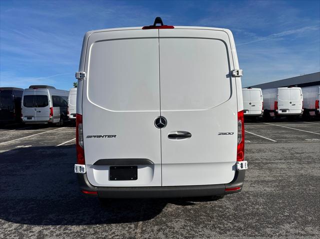 2025 Mercedes-Benz Sprinter 2500 Standard Roof 4-Cyl Diesel