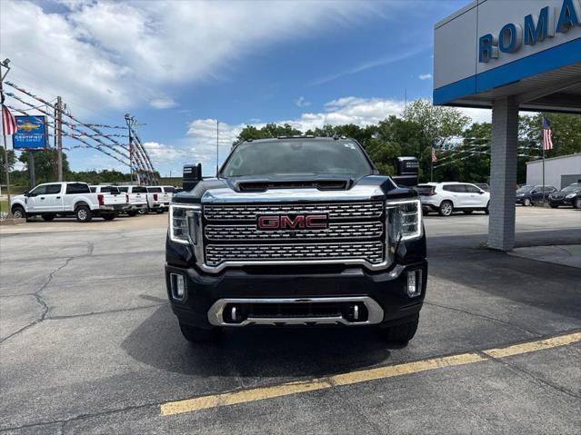 2023 GMC Sierra 3500HD 4WD Crew Cab Standard Bed Denali