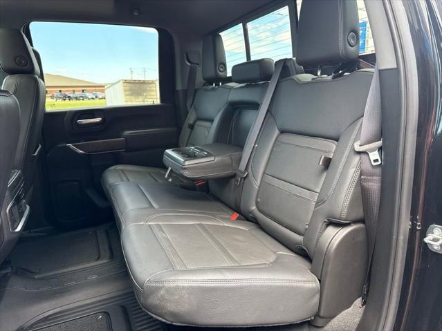 2023 GMC Sierra 3500HD 4WD Crew Cab Standard Bed Denali
