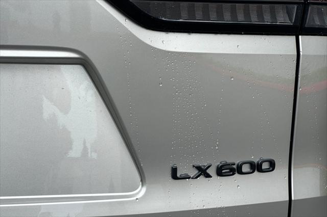 2026 Lexus LX F SPORT Handling