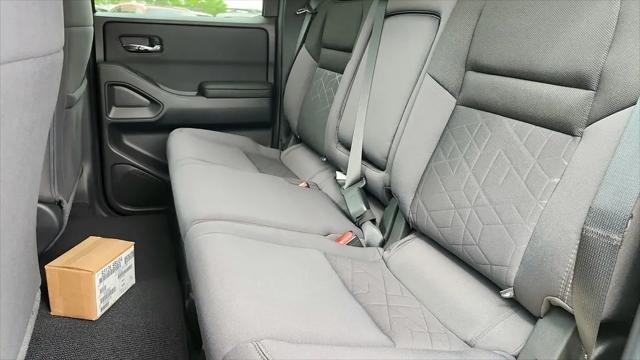2026 Nissan Frontier Crew Cab SV 4x2