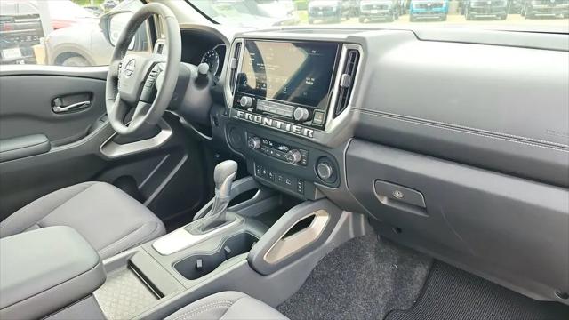 2026 Nissan Frontier Crew Cab SV 4x2