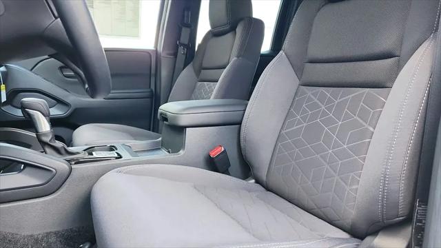 2026 Nissan Frontier Crew Cab SV 4x2
