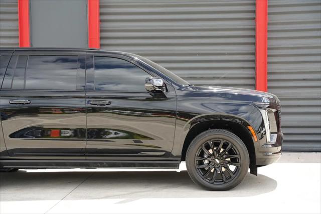 2025 Cadillac Escalade ESV Premium Luxury