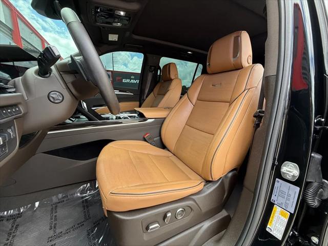 2025 Cadillac Escalade ESV Premium Luxury