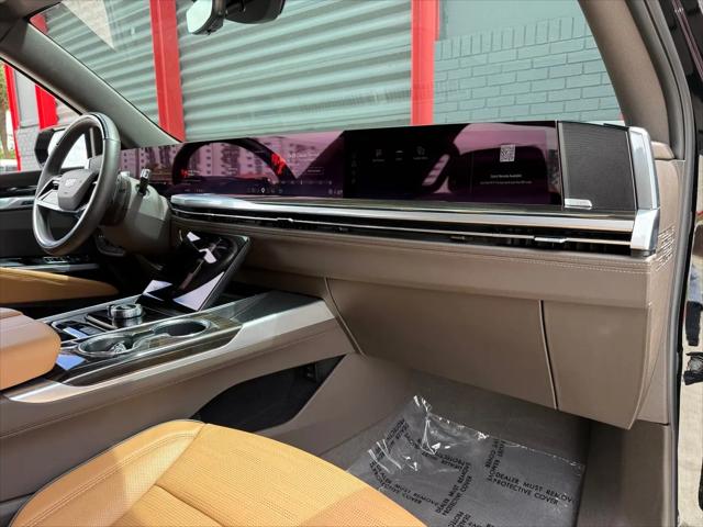 2025 Cadillac Escalade ESV Premium Luxury