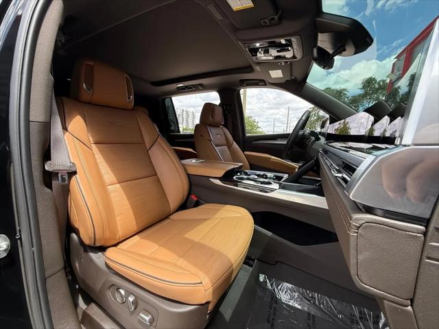 2025 Cadillac Escalade ESV Premium Luxury
