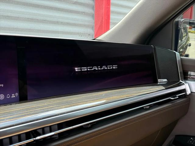 2025 Cadillac Escalade ESV Premium Luxury
