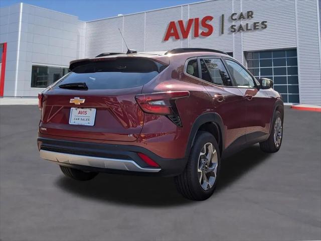 2025 Chevrolet Trax FWD LT