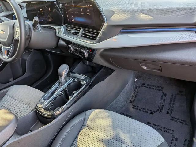 2025 Chevrolet Trax FWD LT