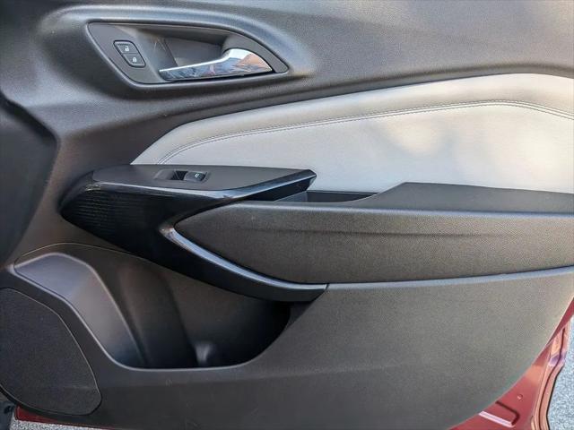 2025 Chevrolet Trax FWD LT