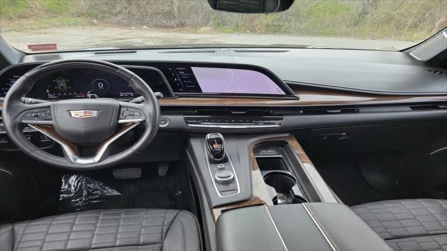 2023 Cadillac Escalade ESV 4WD Sport Platinum