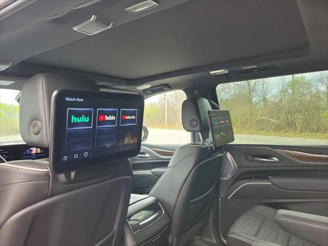 2023 Cadillac Escalade ESV 4WD Sport Platinum