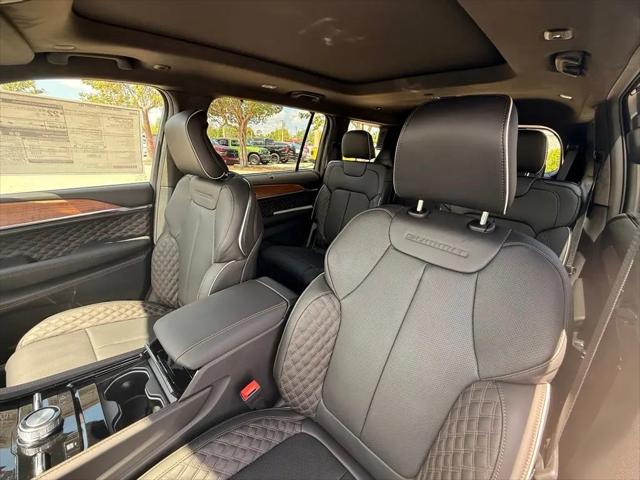 2026 Jeep Grand Cherokee L Summit 4x4
