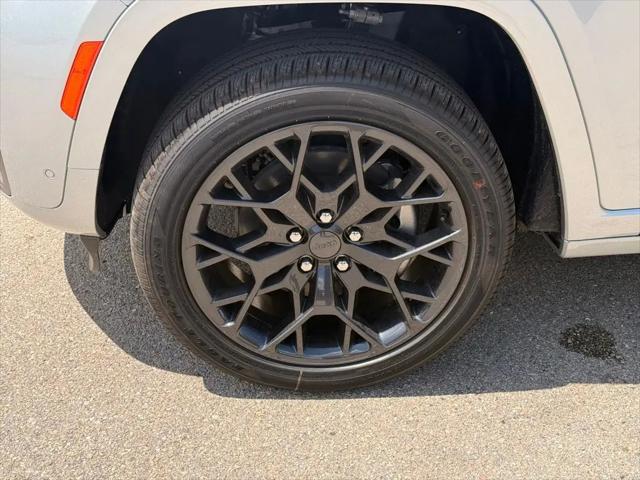 2026 Jeep Grand Cherokee L Summit 4x4