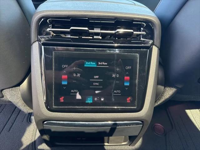 2025 Cadillac Escalade Luxury 2 AWD