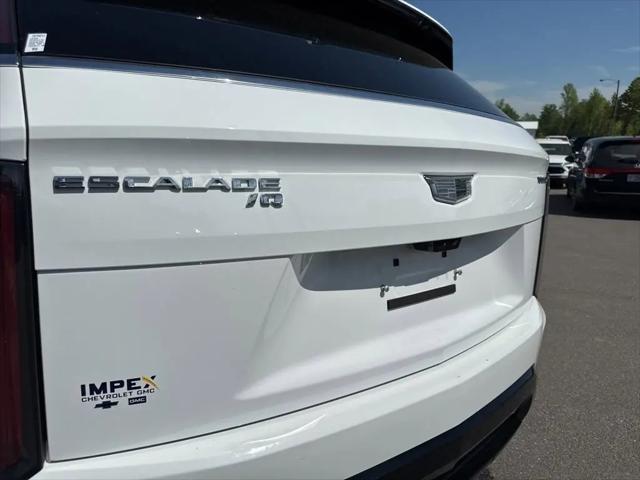 2025 Cadillac Escalade Luxury 2 AWD