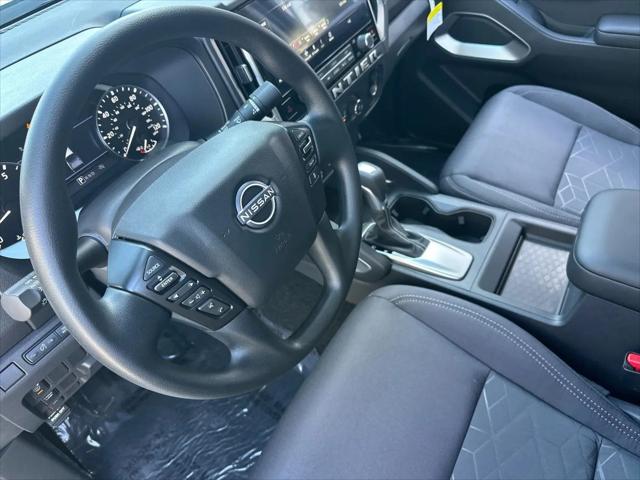 2026 Nissan Frontier Crew Cab Long Bed SV 4x2