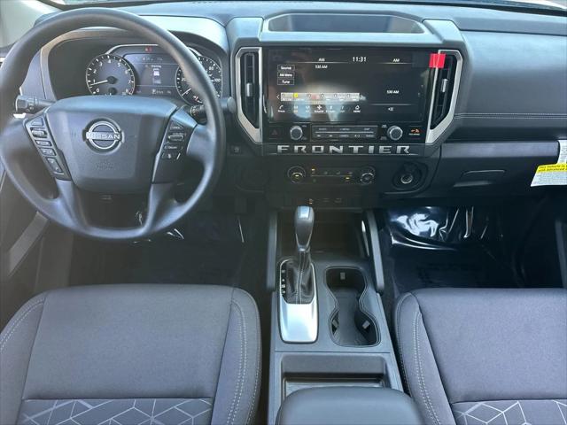 2026 Nissan Frontier Crew Cab Long Bed SV 4x2
