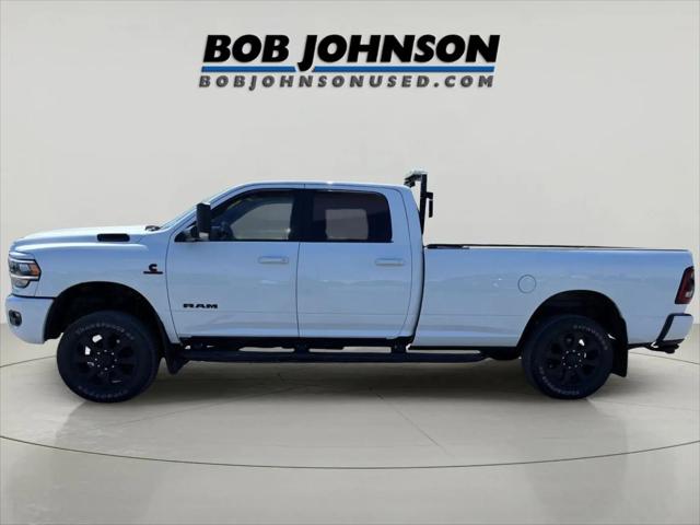 2022 Ram 3500 Big Horn Crew Cab 4x4 8' Box
