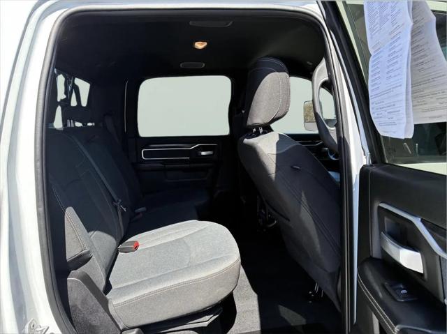 2022 Ram 3500 Big Horn Crew Cab 4x4 8' Box