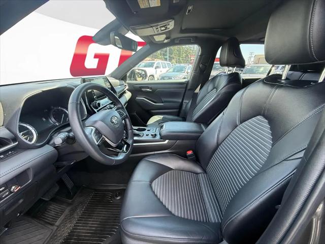 2022 Toyota Highlander XSE