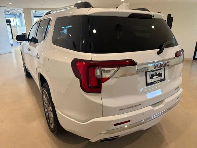 2023 GMC Acadia AWD Denali