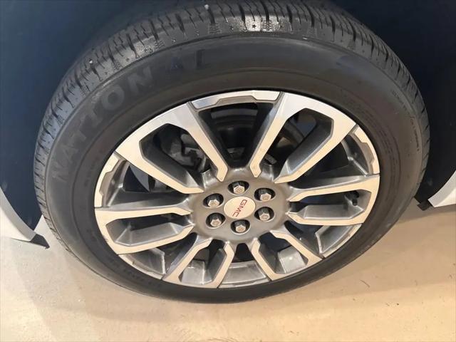 2023 GMC Acadia AWD Denali