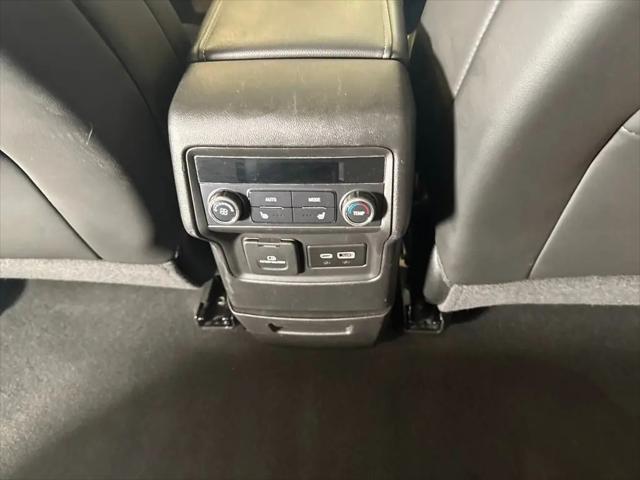 2023 GMC Acadia AWD Denali