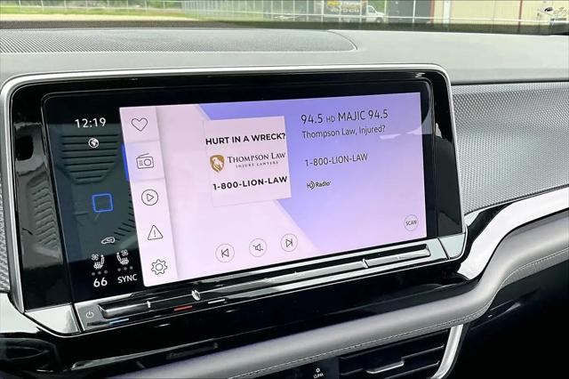 2024 Volkswagen Atlas Cross Sport 2.0T SEL