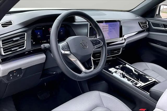 2024 Volkswagen Atlas Cross Sport 2.0T SEL
