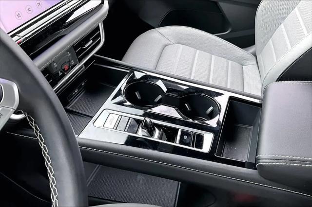 2024 Volkswagen Atlas Cross Sport 2.0T SEL