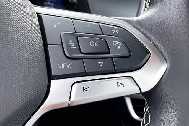 2024 Volkswagen Atlas Cross Sport 2.0T SEL