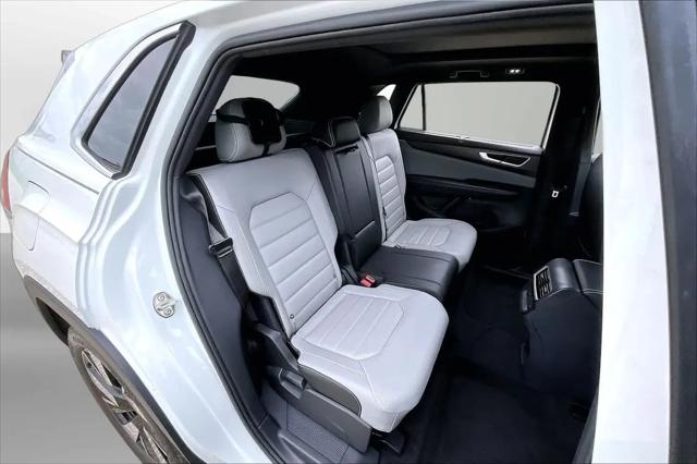 2024 Volkswagen Atlas Cross Sport 2.0T SEL