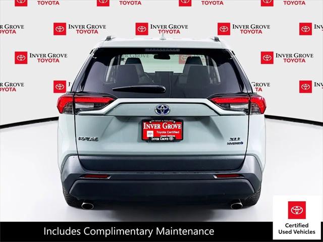 2022 Toyota RAV4 Hybrid XLE