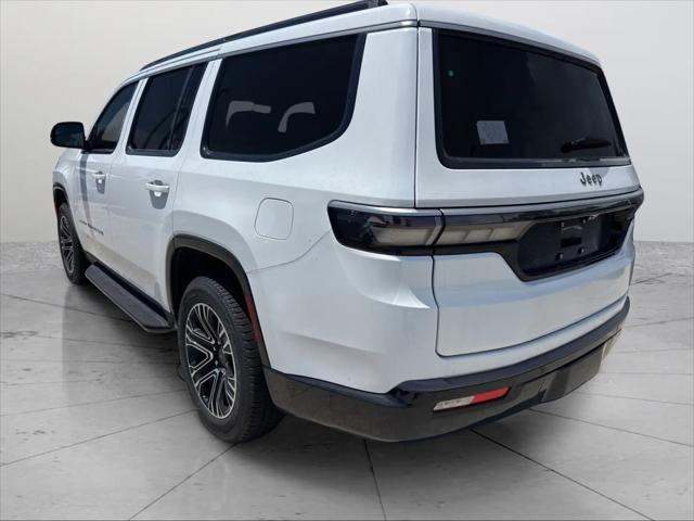 2026 Jeep Grand Wagoneer 4x2