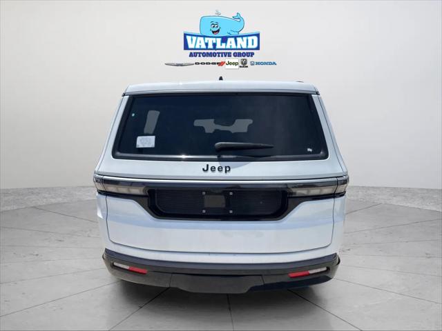 2026 Jeep Grand Wagoneer 4x2