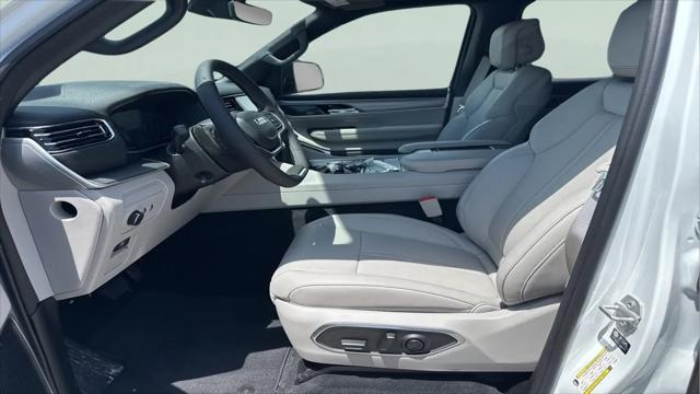2026 Jeep Grand Wagoneer 4x2