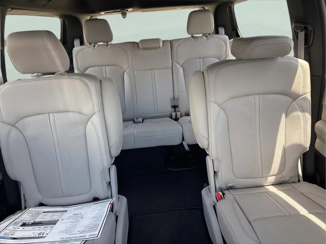2026 Jeep Grand Wagoneer 4x2