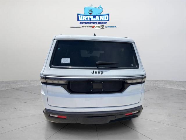 2026 Jeep Grand Wagoneer 4x2