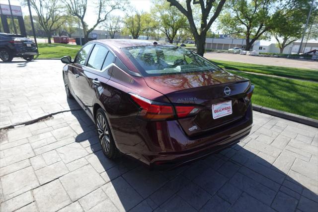 2024 Nissan Altima SV FWD