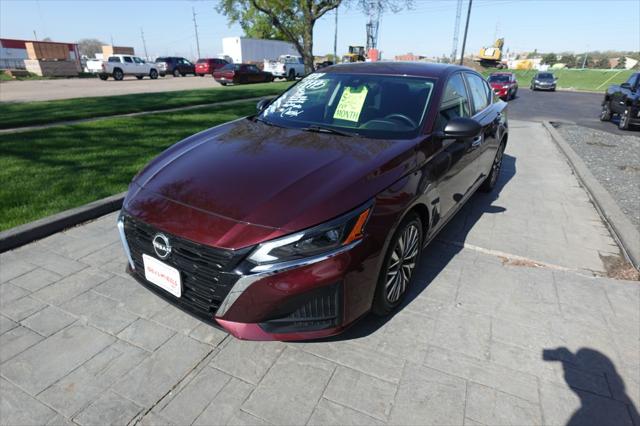 2024 Nissan Altima SV FWD