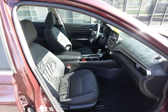 2024 Nissan Altima SV FWD