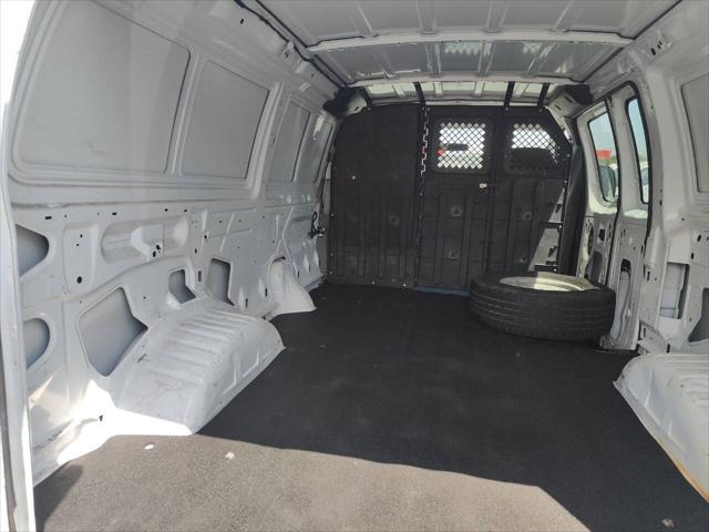 2007 Ford E-350 Super Duty Commercial