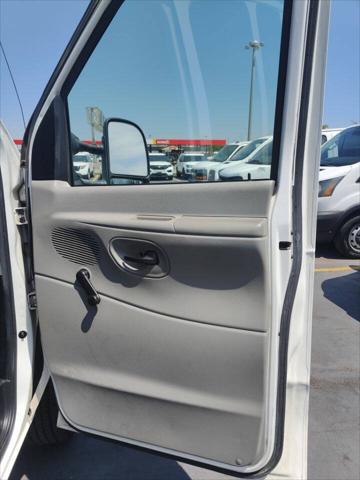 2007 Ford E-350 Super Duty Commercial